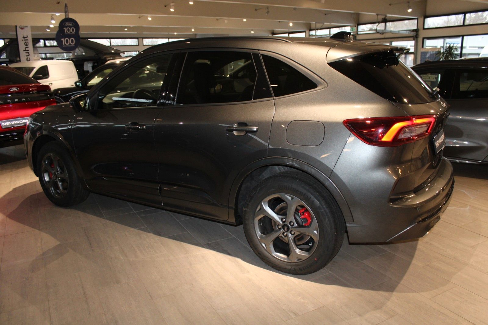 Fahrzeugabbildung Ford Kuga PHEV ST-Line X NAVI LED Matrix Winter Paket