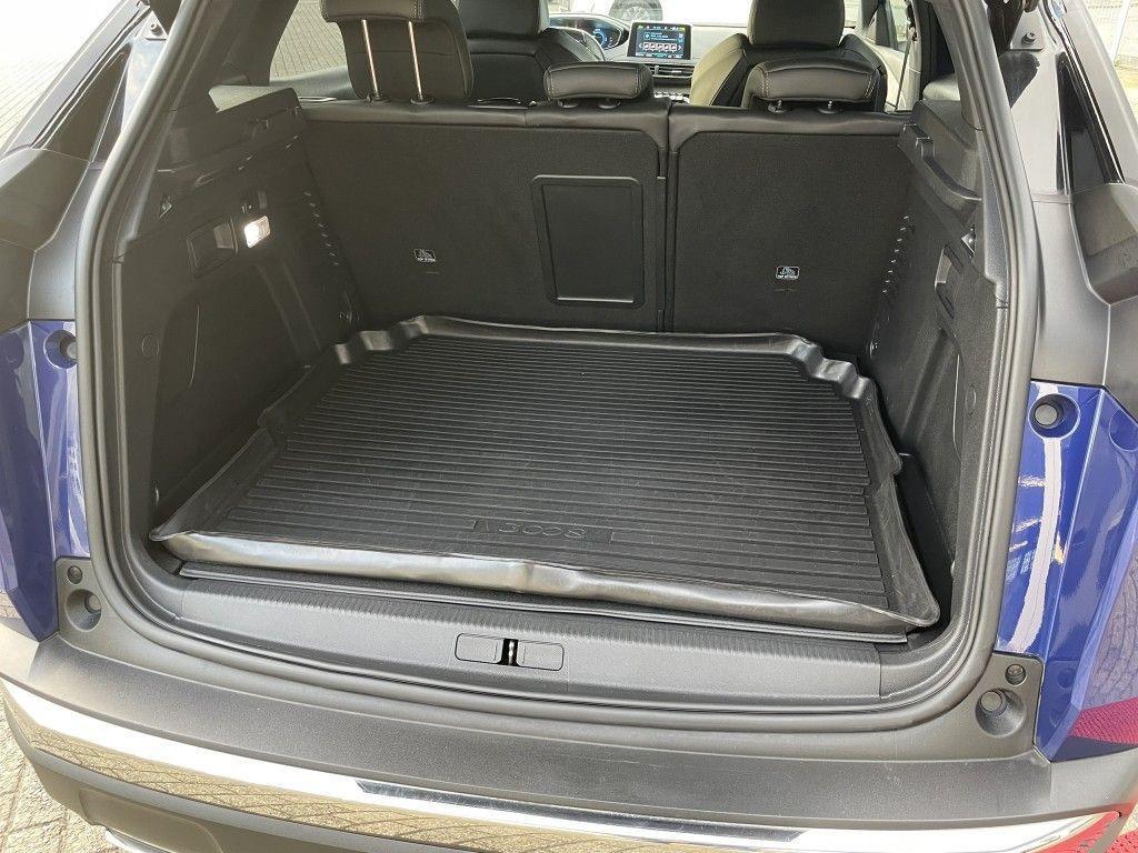 Peugeot 3008 GT Hybrid4 300 e-EAT8