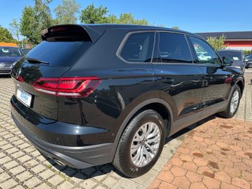 Volkswagen Touareg - 6