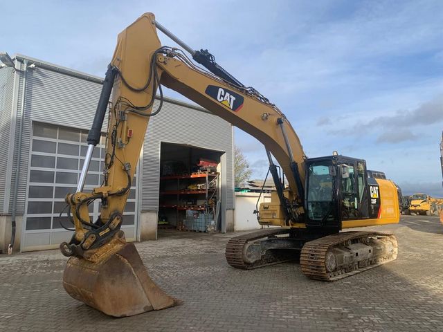 CAT 330FLN mit OQ70/55