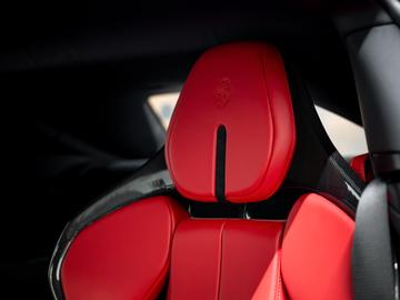 2025 Ferrari 12CILINDRI 缩略图 27