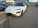 Hyundai KONA Elektro ELEKTRO 150kW Select-Paket - - Hyundai KONA Elektro von privat