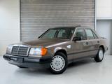 Mercedes-Benz 300E*W124*Automatik*Klima*Schiebedach* - Mercedes-Benz 300: 300e