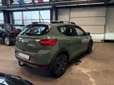 Dacia Sandero III Stepway Expression*NAVI*LED*CAM*AHK* - Dacia Sandero Gebrauchtwagen