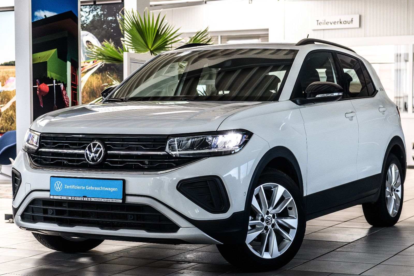 Fahrzeugabbildung Volkswagen T-Cross Goal 1.0 TSI DSG LED+AHK+NAV+ACC+APP+SHZ