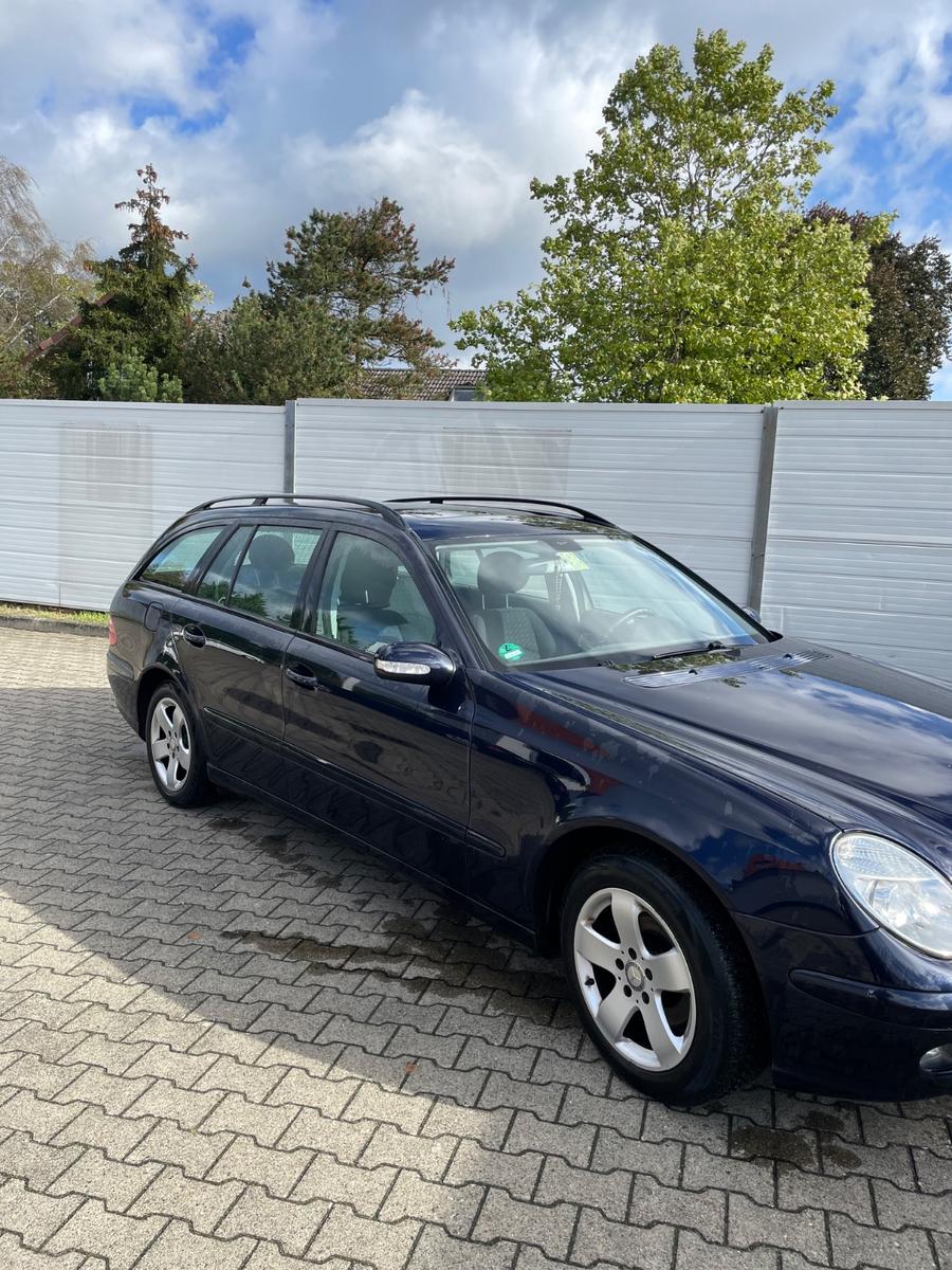 Mercedes-Benz E220 2006 — двигун 2.148 cm³, 150 HP (110kW)