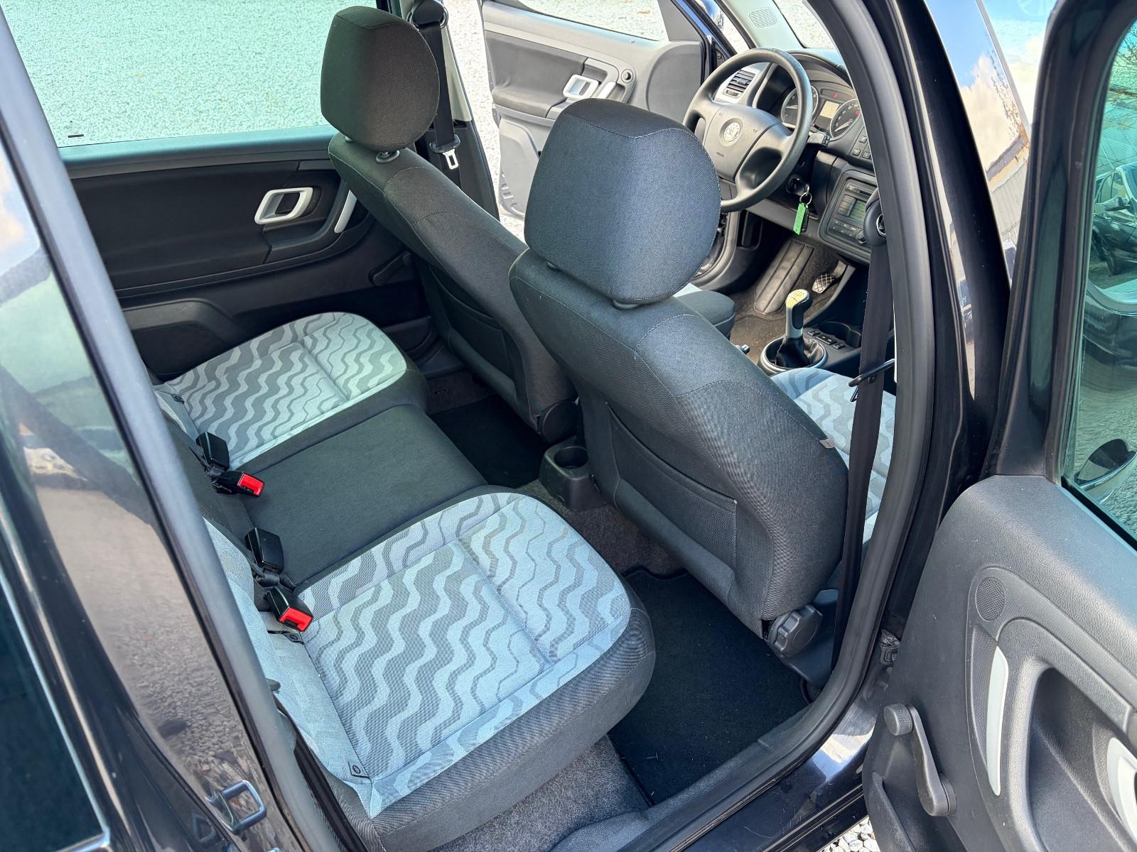 Skoda Roomster 2009 — photo 11
