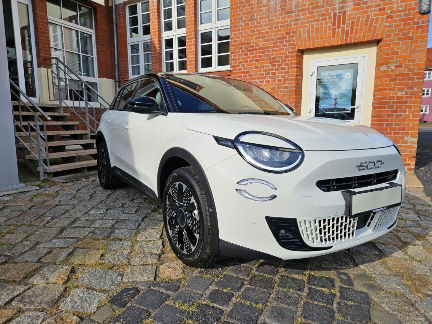 Fiat 600 1.2T MHEV La Prima - Vollausstattung - sofor