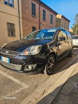 Ford Fiesta 1.4 TDCi 3p. Ghia - Ford Fiesta aus 2006: Ghia