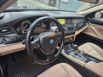 BMW 520 - 11