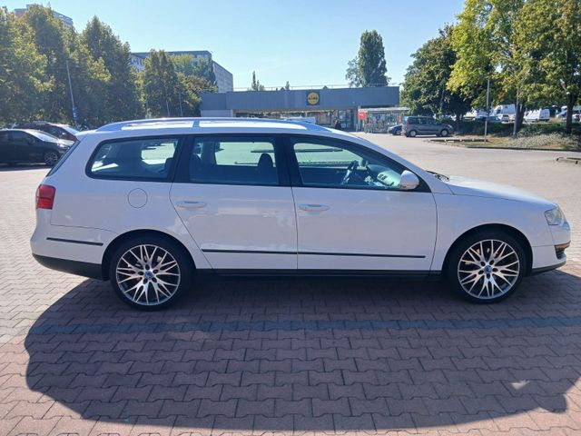 Volkswagen VW Passat B6 3C Kombi Facelift / BJ 2010 /...