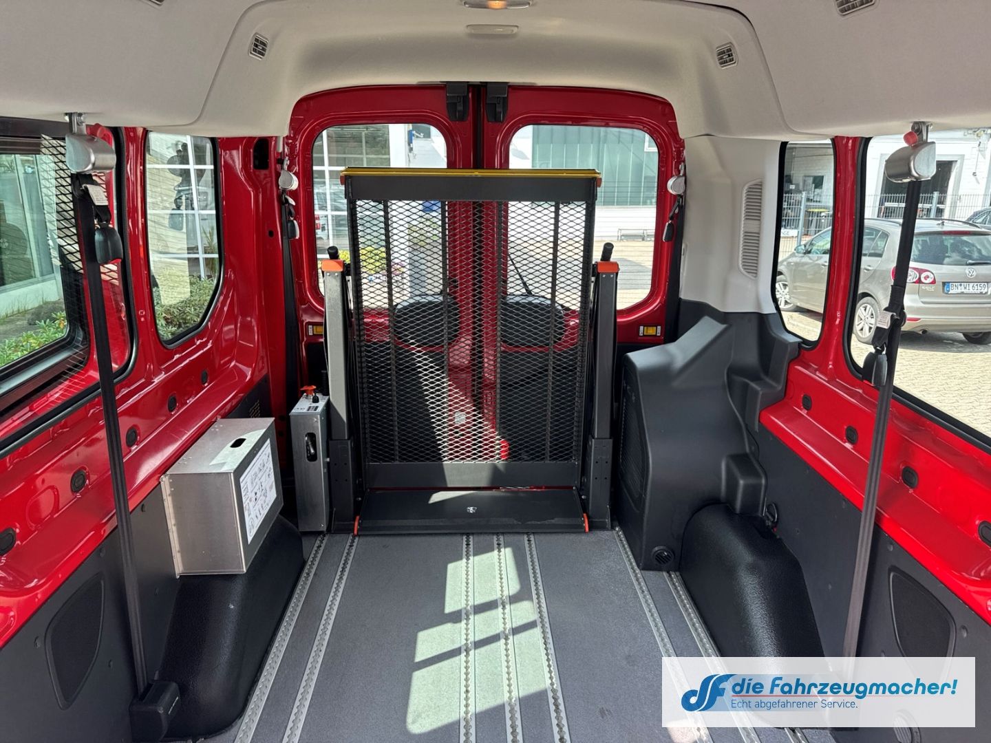 Fahrzeugabbildung Ford Transit Kombi 350 L3 2.2 TDCi DPF *3022