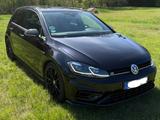 Volkswagen Golf R 2.0 TSI DSG 4MOTION RFK Pano Akra DCC  - VW Golf von privat