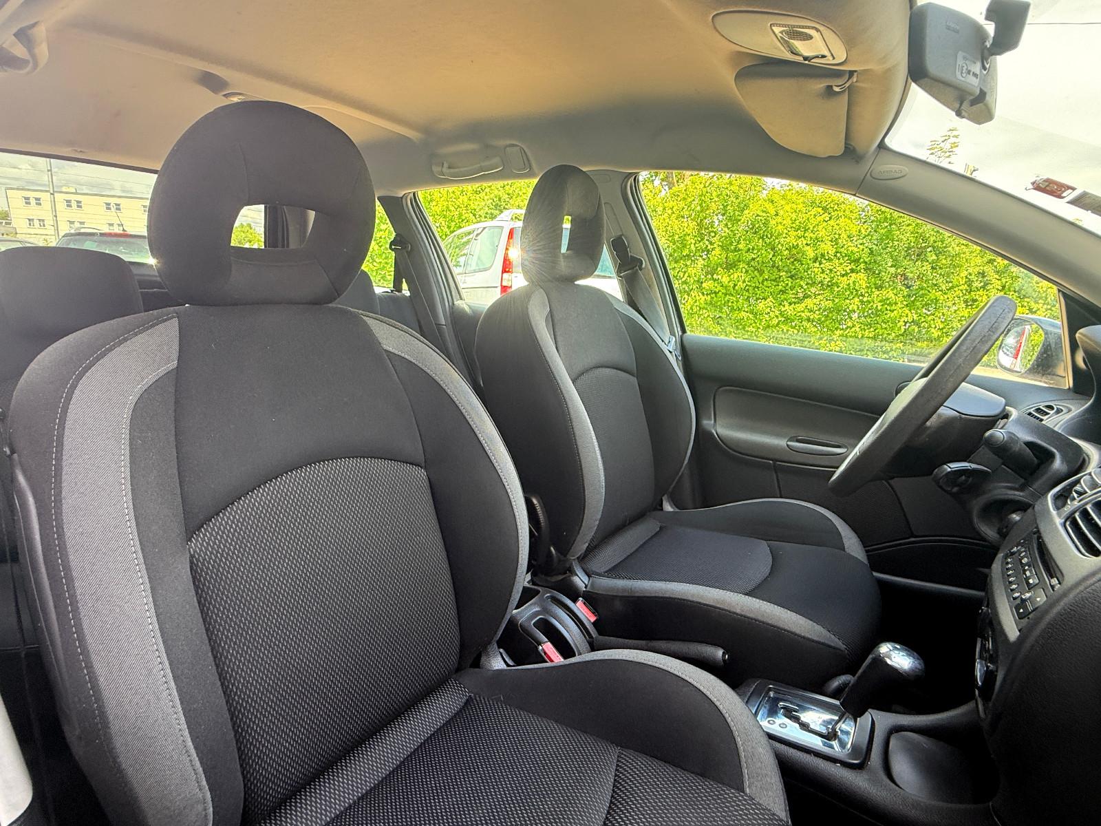 Peugeot  2006 — photo 5