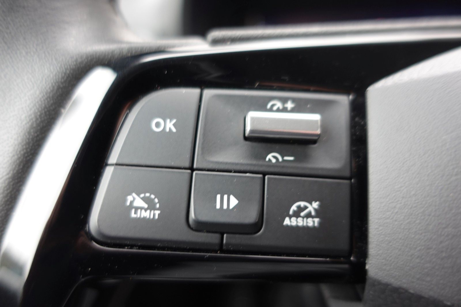 Fahrzeugabbildung Opel Combo E Cargo erhöhte Nutzlast XL Kamera,Allw.