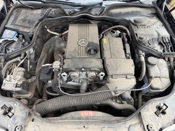 Mercedes E 200 - 11