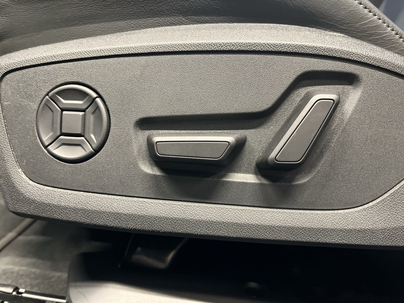 Audi A6 - Bild 13