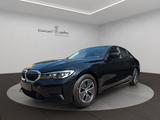 BMW 318d Advantage *1.Hand*Bluetooth*PDC* - BMW 318 mit Diesel-Antrieb: Limousine