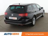 Volkswagen Passat 1.8 TSI Highline BM Aut.*R-LINE*PANO*AHK* - Volkswagen Passat mit Benzin-Antrieb: Kombi, 1.8