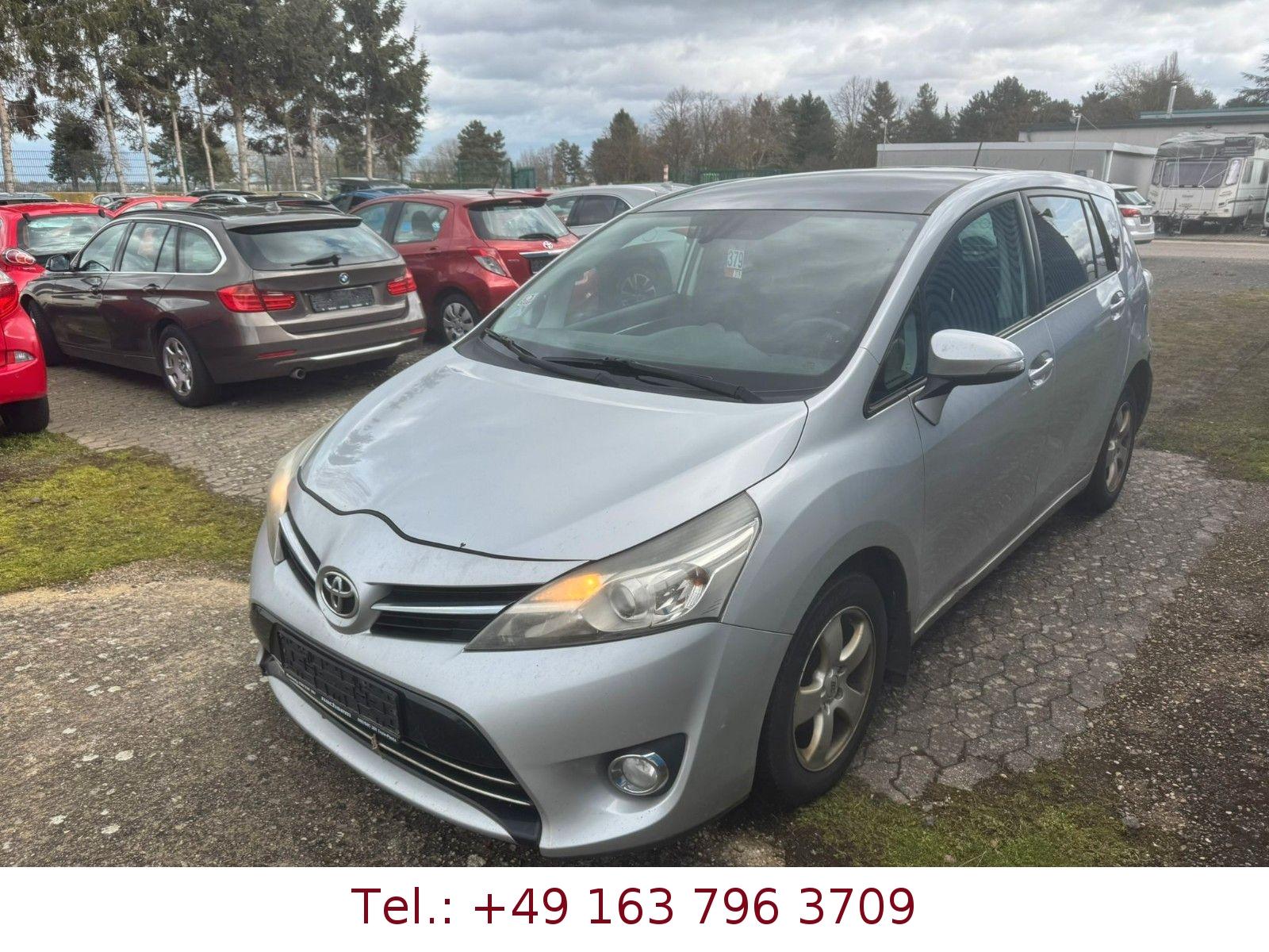 Toyota Verso Life