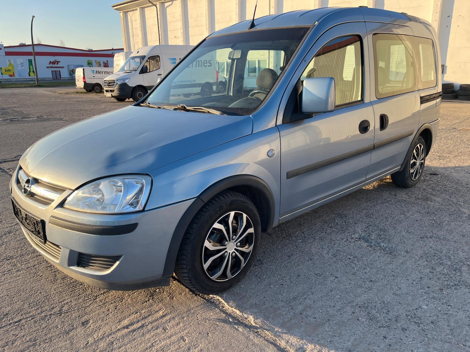 Opel Combo 1.3 CDTI  TÜV / AU  NEU   5 - Sitze