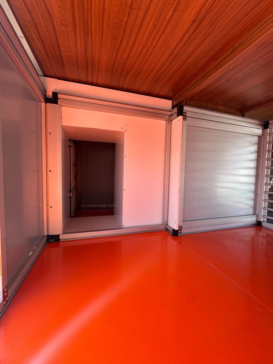 Fahrzeugabbildung HYMER / ERIBA / HYMERCAR B-KLASSE 680 STARLINE MB 3.0 D V6 HYD HÜBSTÜTZEN