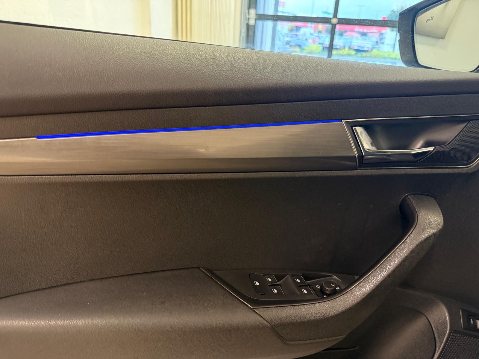 Fahrzeugabbildung SKODA Karoq Style 4x4 / AHK/ALLRAD/LED/KAMERA/LEDER