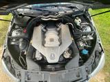 Mercedes-Benz C 63 AMG AMG - graue Mercedes-Benz C 63 AMG