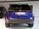 Toyota Yaris Cross 1.5 Hybrid Teamplayer NAVI KAMERA AL - Toyota: Blau