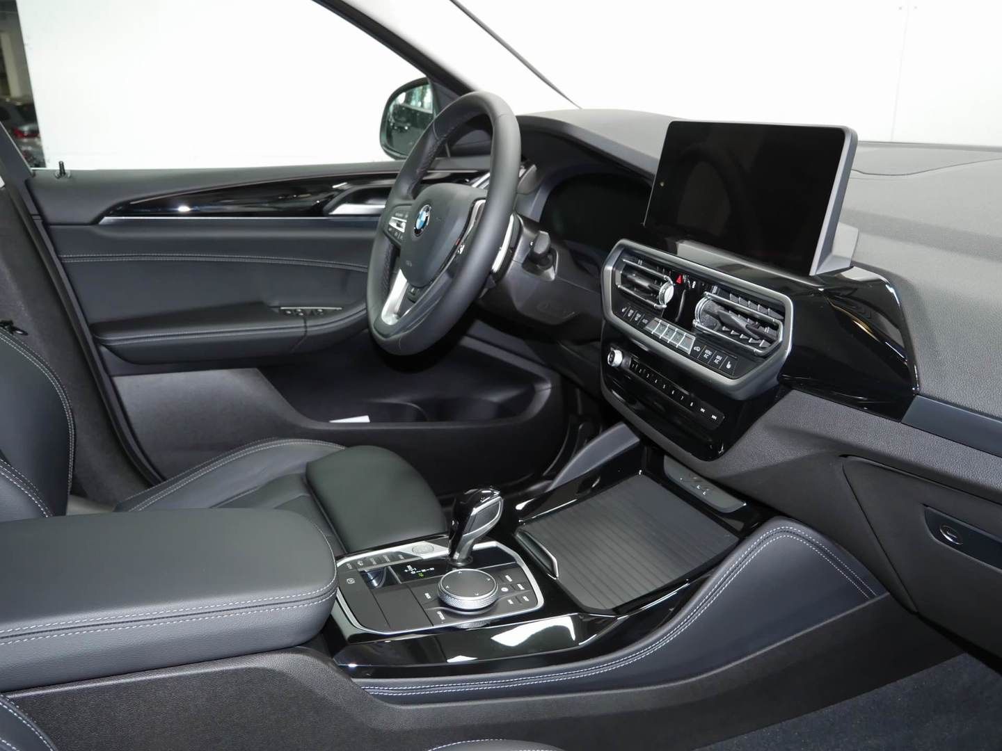 BMW X4 xDrive 30d -- AHK Innovation Memory Leder foto 3