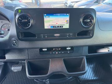 Mercedes Sprinter - 11