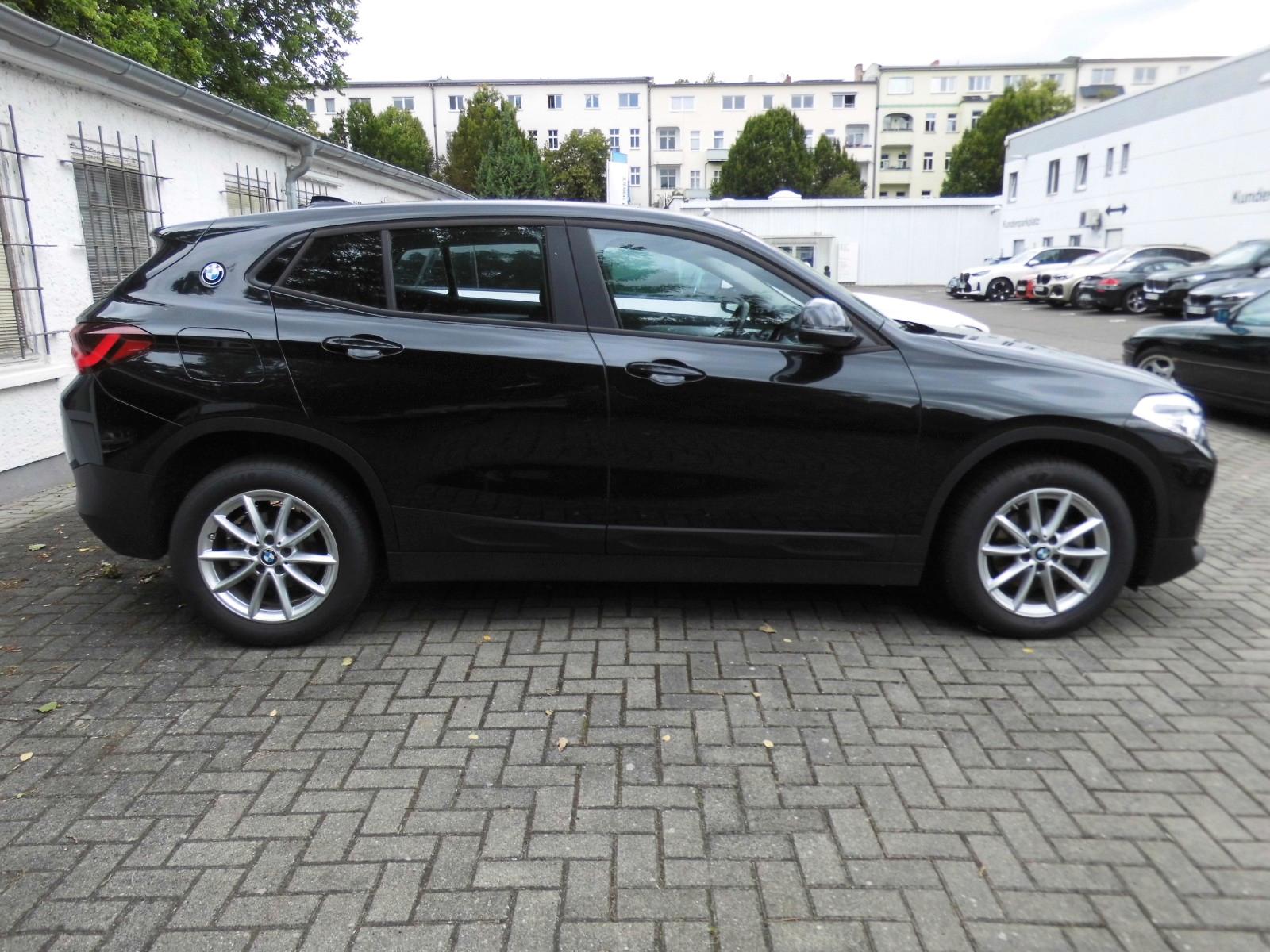 BMW X2 sDrive 18 i Advantage Navi PDC Klima HUD