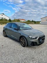 Audi A1 30 Sportback 1,0 TFSI edition one - Audi A1: Sport Edition