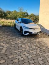Volkswagen ID.5 Pro 77 kWh 210 kW Pro mit Infotainm. P. Pro - VW ID.5 von privat