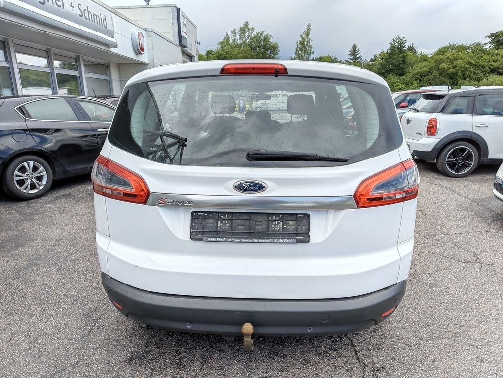 Fahrzeugabbildung Ford S-Max 2.0 TDCi DPF Titanium