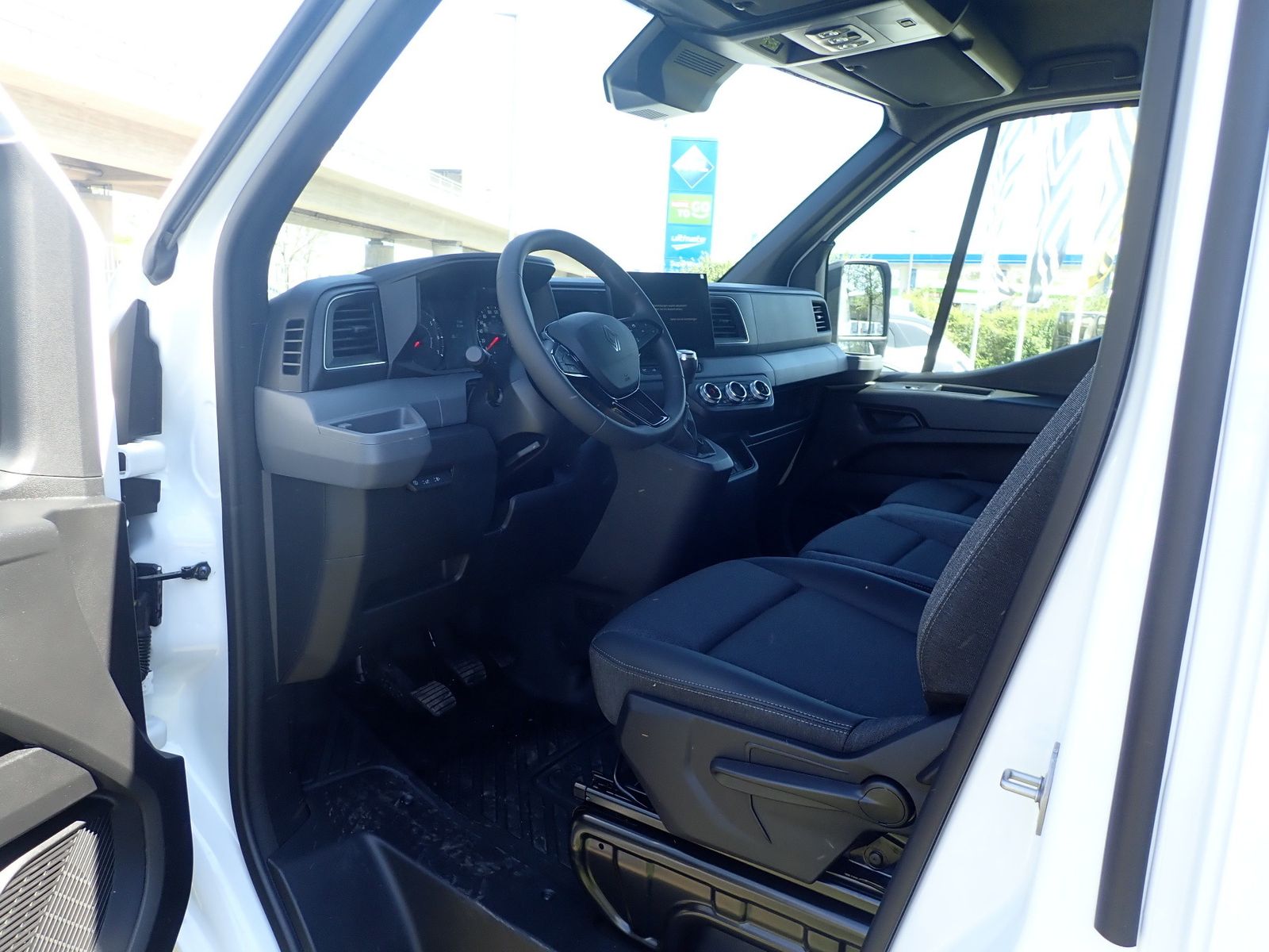 Fahrzeugabbildung Renault Master Kastenwagen FWD Kasten extra L2H2 3,5t Bl