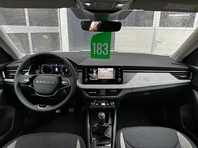 Kamiq Selection 1.0TSI 116 PS 5J GAR,CARPLAY;LED