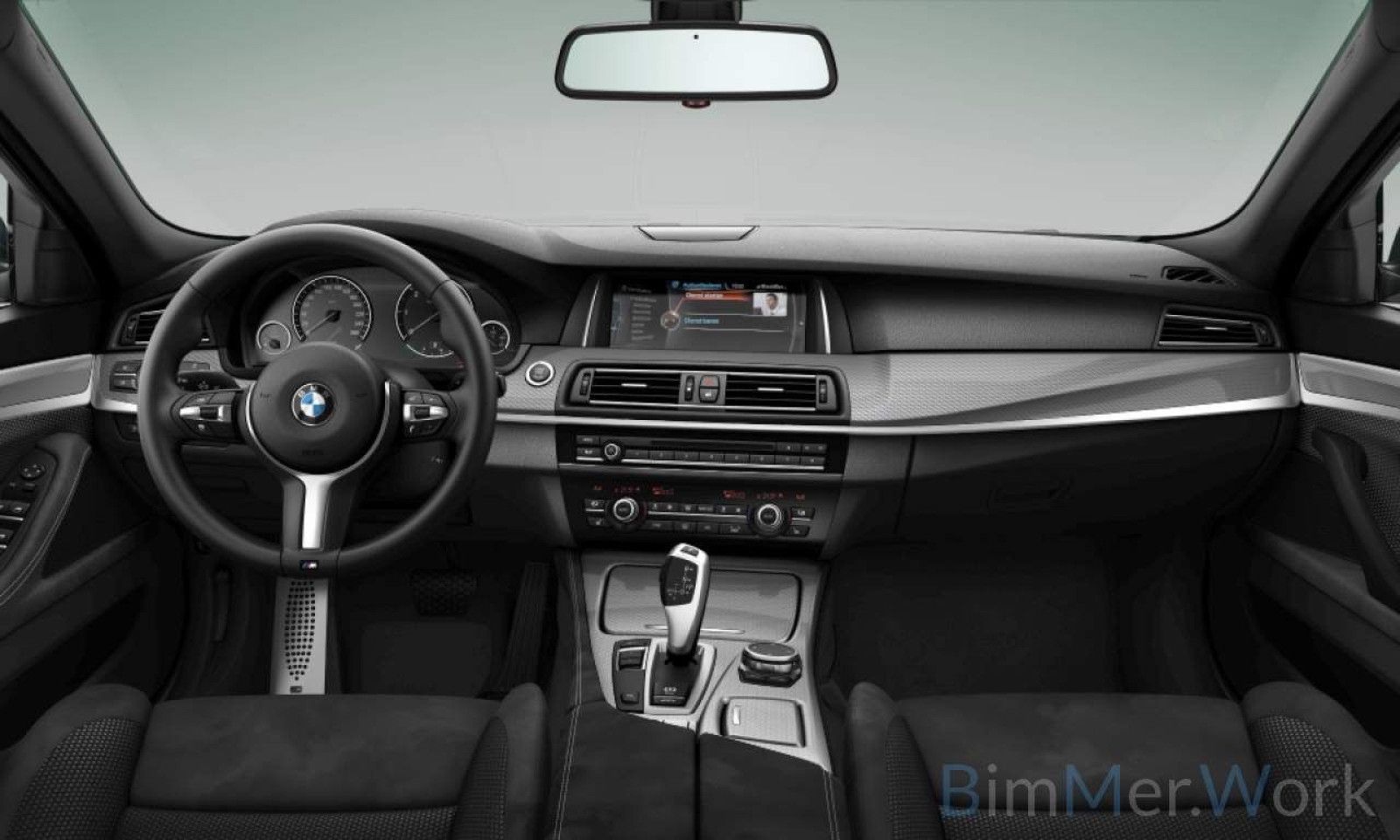 Fahrzeugabbildung BMW 525d M Sport Glasdach HUD HiFi Fernlichtassists