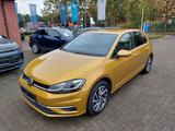 Volkswagen Golf VII 1,0 TSI Sound *DSG*LED*NAVI*Kamera*ACC - : Gelb, mit Apple Carplay