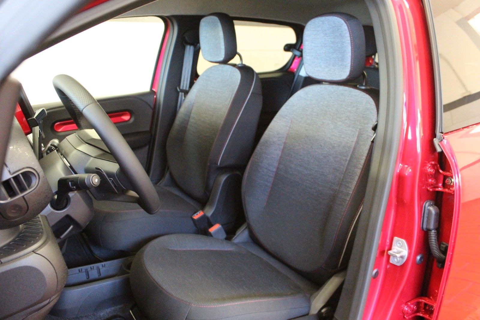 Fahrzeugabbildung Renault Twingo E-Tech 80 Urban Range *Techno*Sitzheizung