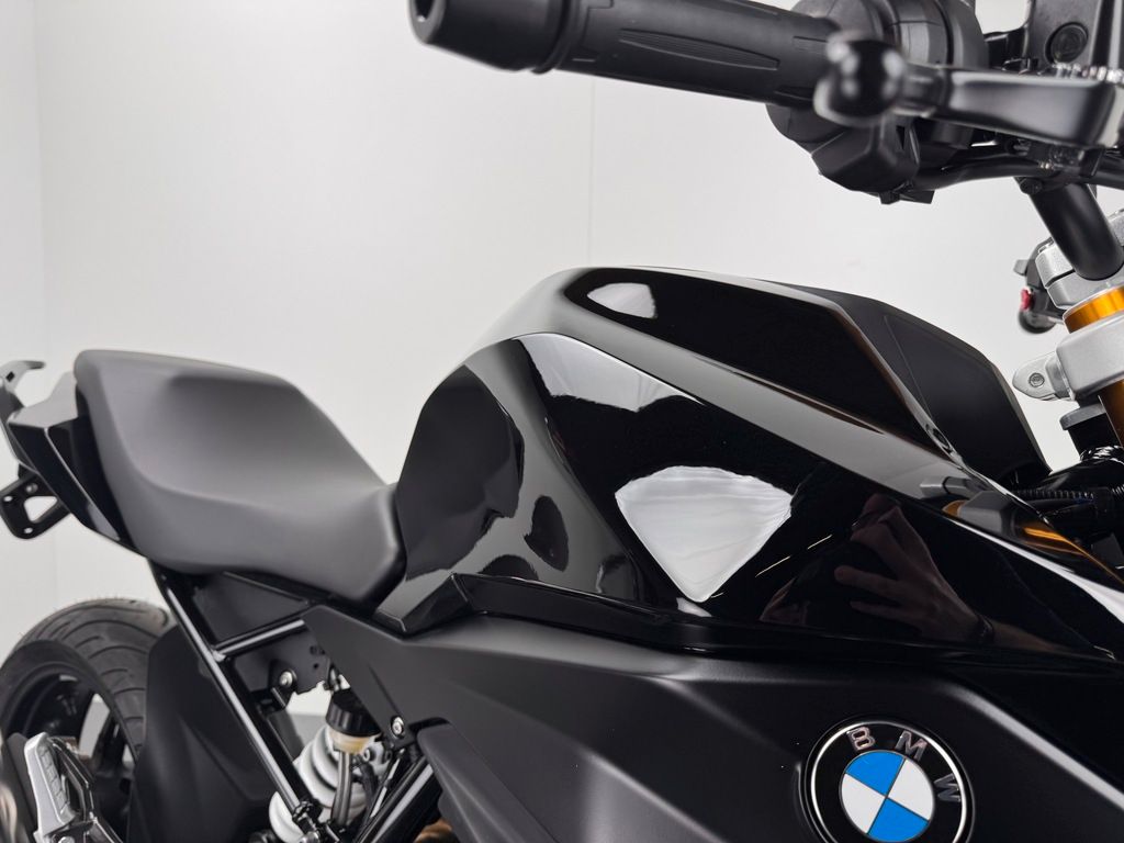 Fahrzeugabbildung BMW G310 R *TAGESZULASSUNG
