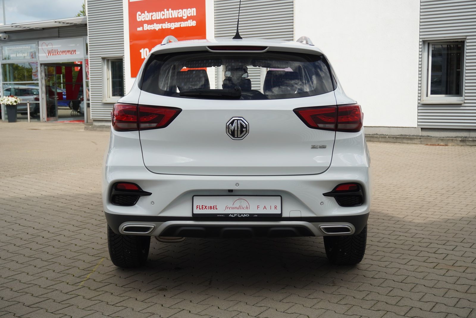 MG ZS
