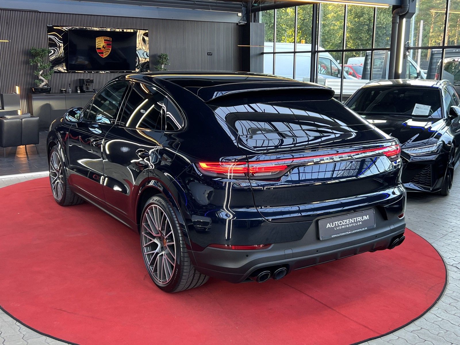 Porsche Cayenne Coupe E-Hybrid / CHRONO / ACC / PANO / L foto 12