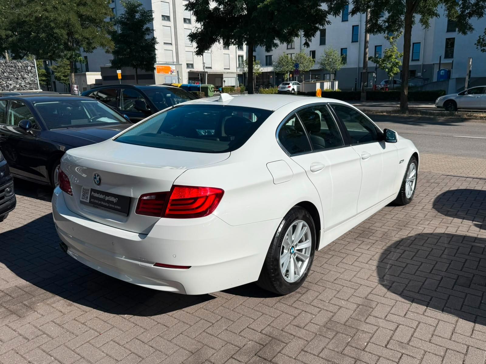BMW 523 | 204 ch | BVM |  | TOIT OUVRANT- XENON TOIT OUVRANT - 1ERE MAIN - CARNET COMPLET