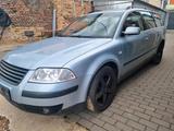 Volkswagen vw passat 3bg 2.0 bj 03 - Volkswagen Passat aus 2003: Kombi