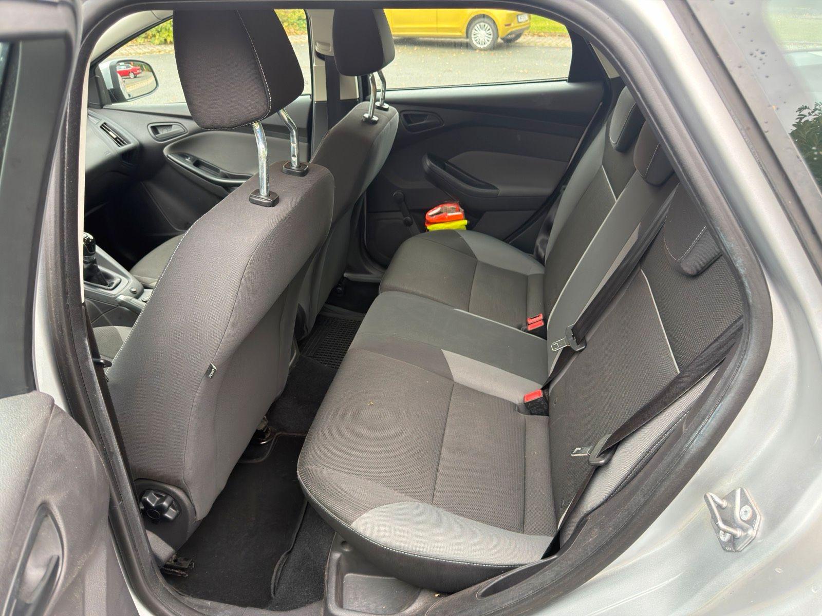 Ford Focus 2013 — фото 12