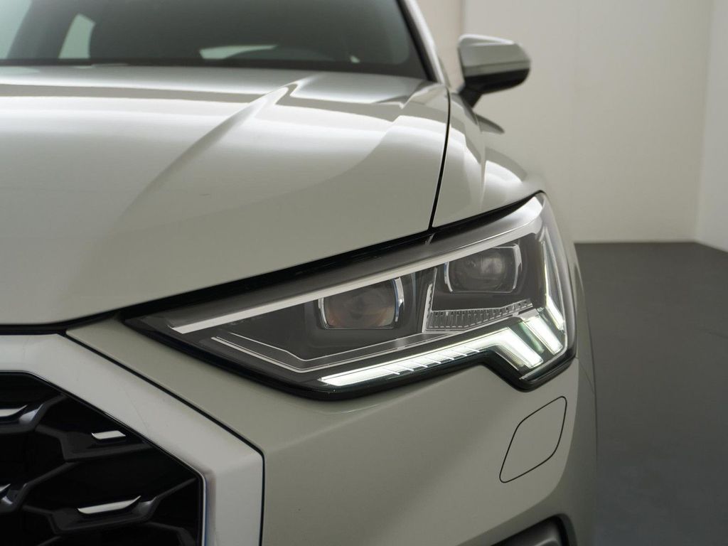 Audi Q3 Sportback 35 TFSI S Edition 1e besitzer panor