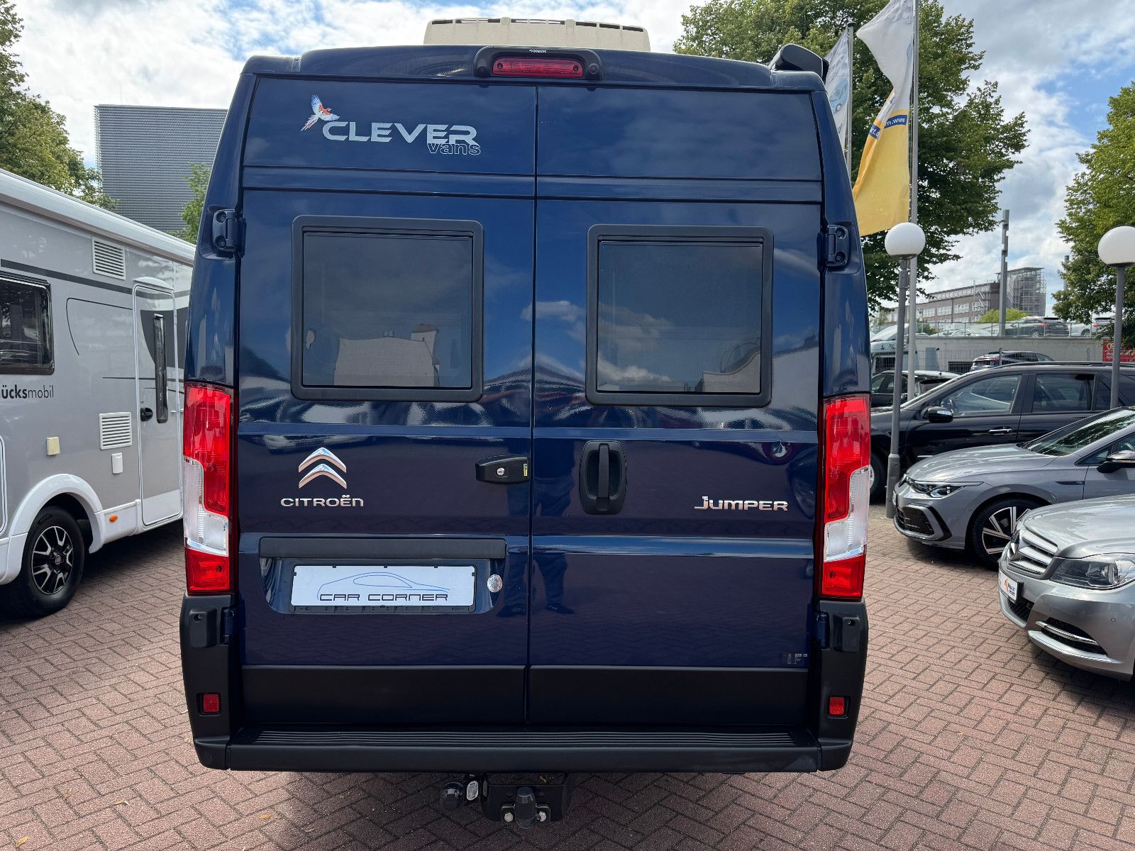 Vehicle image Pössl RUNNER 636 INDIVIDUAL ROOM CLIMATE AHK
