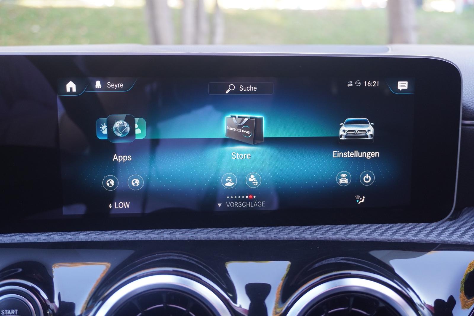 Mercedes-Benz A200 Progressive Navi Panorama Android Apple PDC