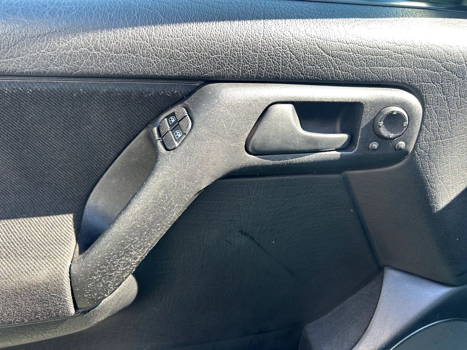 Fahrzeugabbildung Volkswagen Golf Auto. Rolling Stones  Wenig KM! Kein ROST